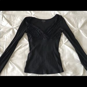 Express shirt with ruffles